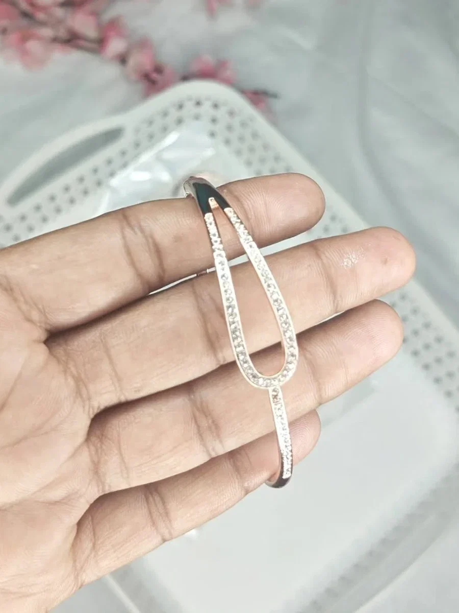Rose Gold Antiternish Bracelet Collections  view 4